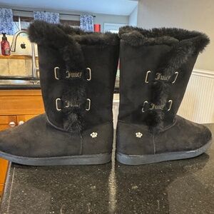 Juicy Couture Women's Faux Fur boots